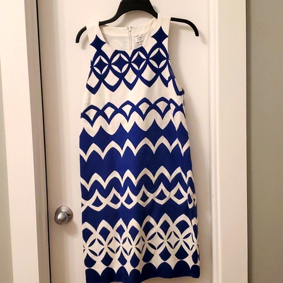 Dress - Picture 1 of 3